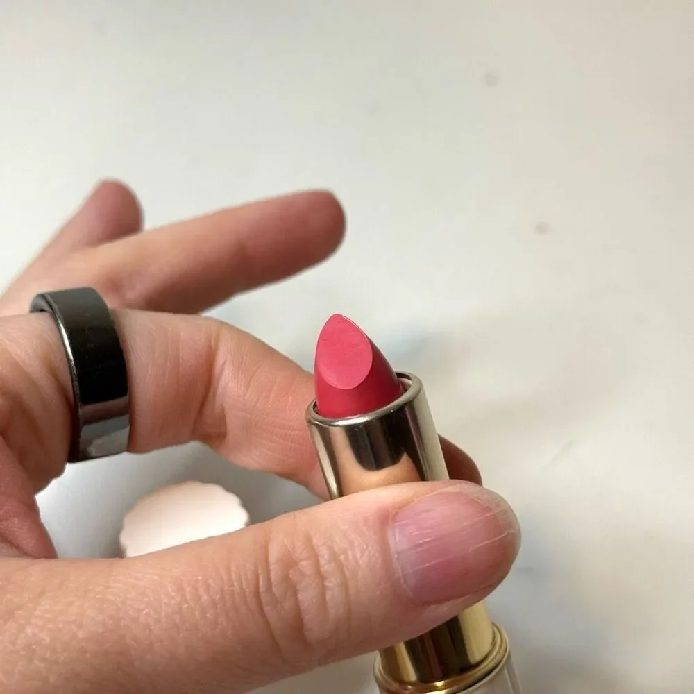 Estee Lauder new without